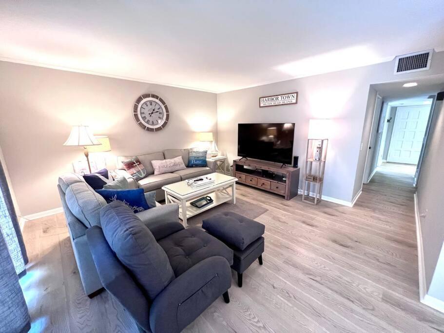 New Pics! Harbour Town 3Br/3Ba - Pool Access - Book Now Villa Hilton Head Island Exteriör bild